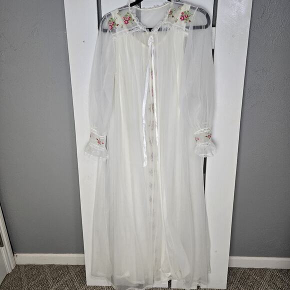 Miss Elaine VTG Ivory Sheer Floral Embroidered Gown Robe Set M Peignoir Negligee - Picture 1 of 16